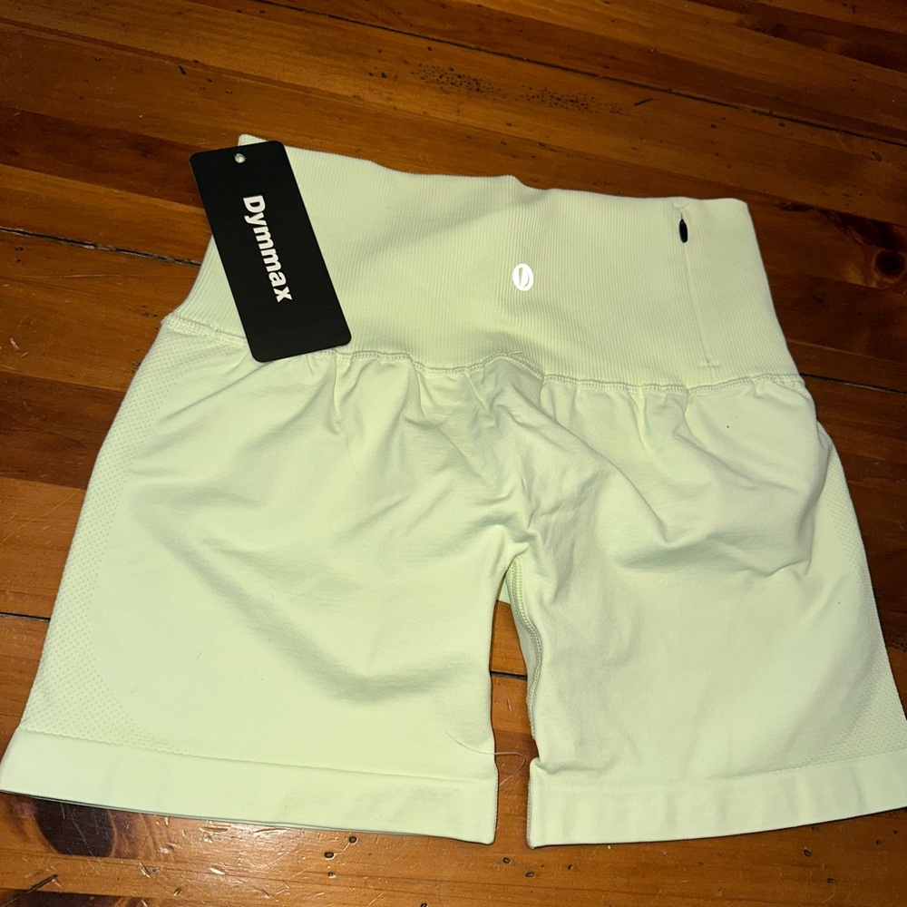 NEW NWT SM 4. MD 6/8 LG 10/12Women's  Green RUNNING/BIKE Shorts. MUST BE BUNDLED